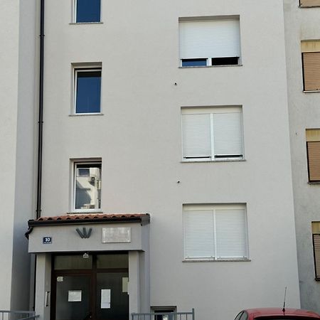 Apartment Tomy Риека Экстерьер фото